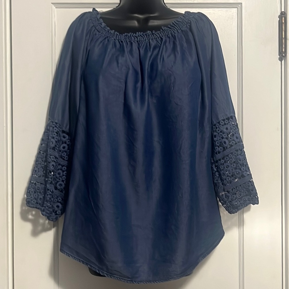 Alison Andrews XL Top